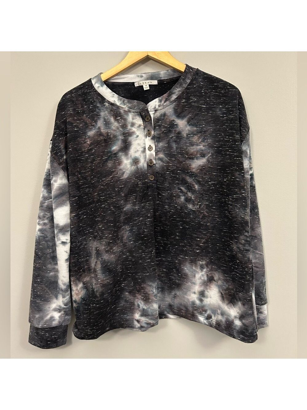 Cyrus Monochrome Space Long Sleeve Shirt Medium